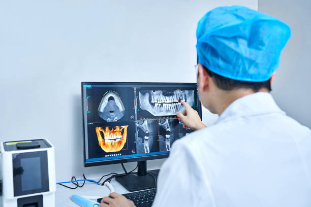 Best Holiday Emergency Dentist in Lake Isabella, MI